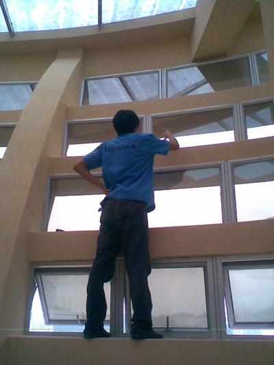 ���̰���